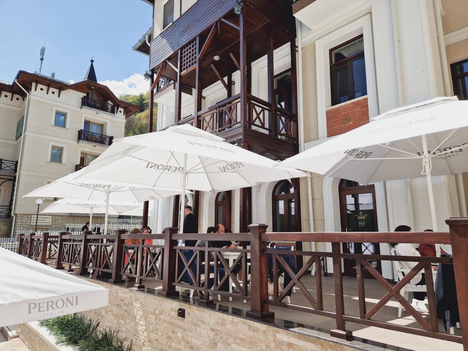 Hotel Moldavia Slanic Moldova Exterior photo